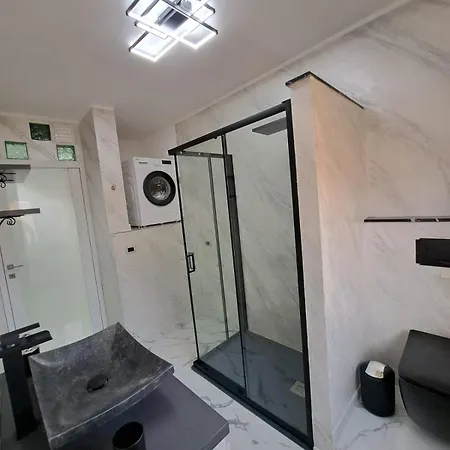Prestige House Bed & Breakfast