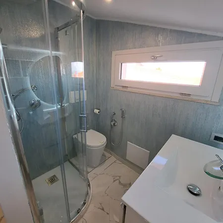 B&B Prestige House 3*