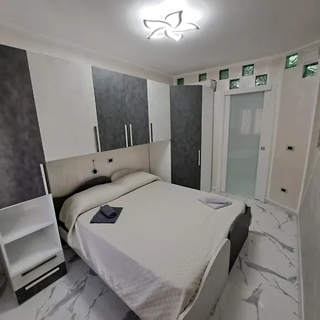 Prestige House 3*