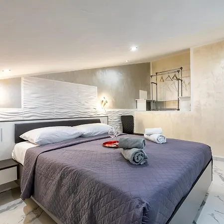 Prestige House Отель типа 