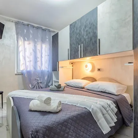 Prestige House Отель типа 
