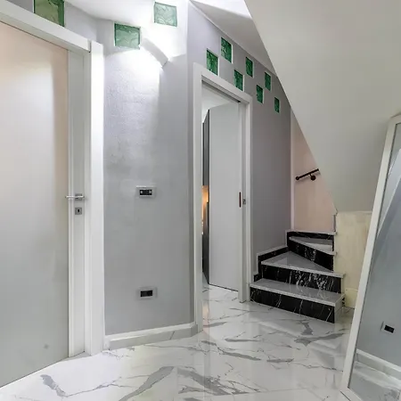 Prestige House Couette-café 3*