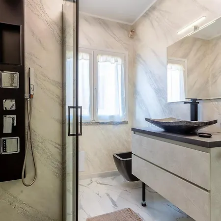 Prestige House Отель типа 